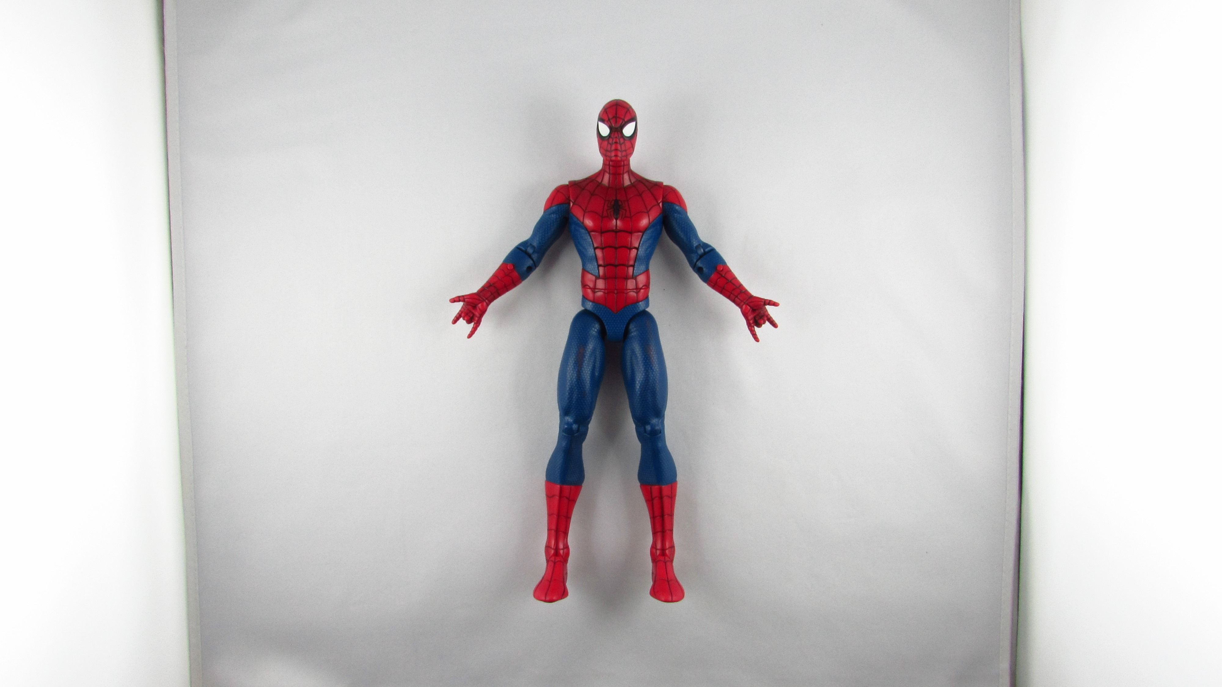 DISNEY STORE - Marvel - Spider-Man - Interaktywna Figurka 34 cm