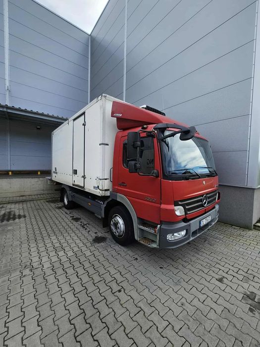 Mercedes-Benz Atego 1222L  Kontener 12 epal 804 tys. 31 tys. netto.