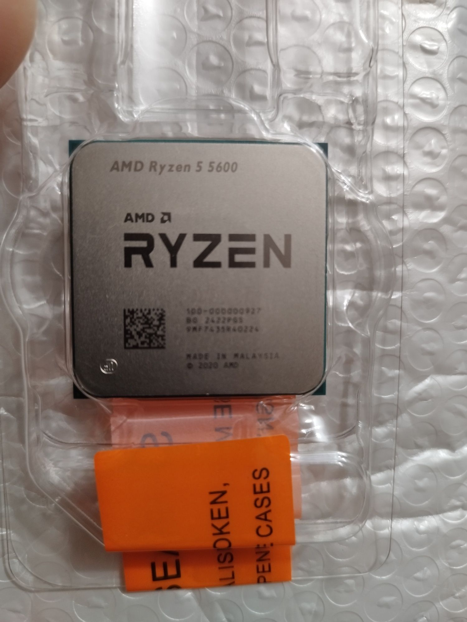 Процесор AMD Ryzen 5 5600 .