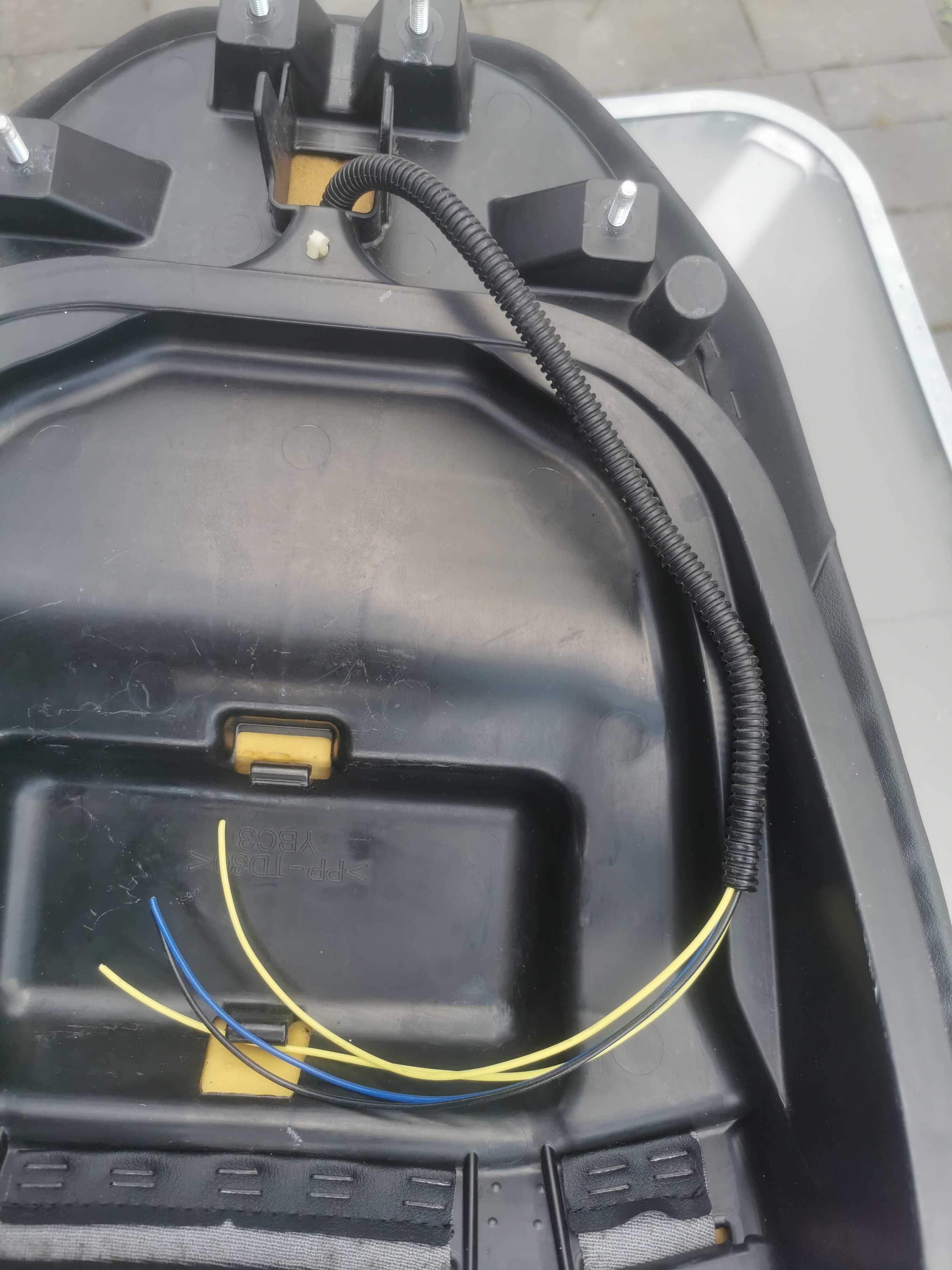 Yamaha T MAX 530 560 Kanapa siedzenie podgrzewane