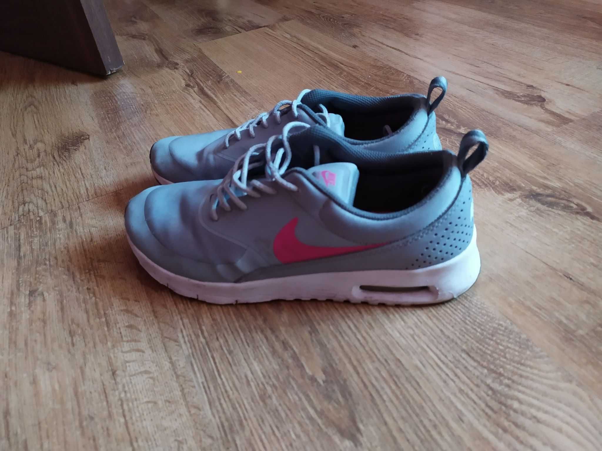 Nike obuwie rozmiar 40