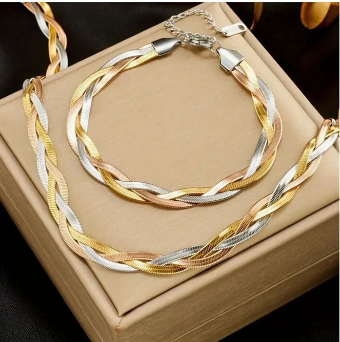 Colar + Pulseira Dourado/Prateado NOVO