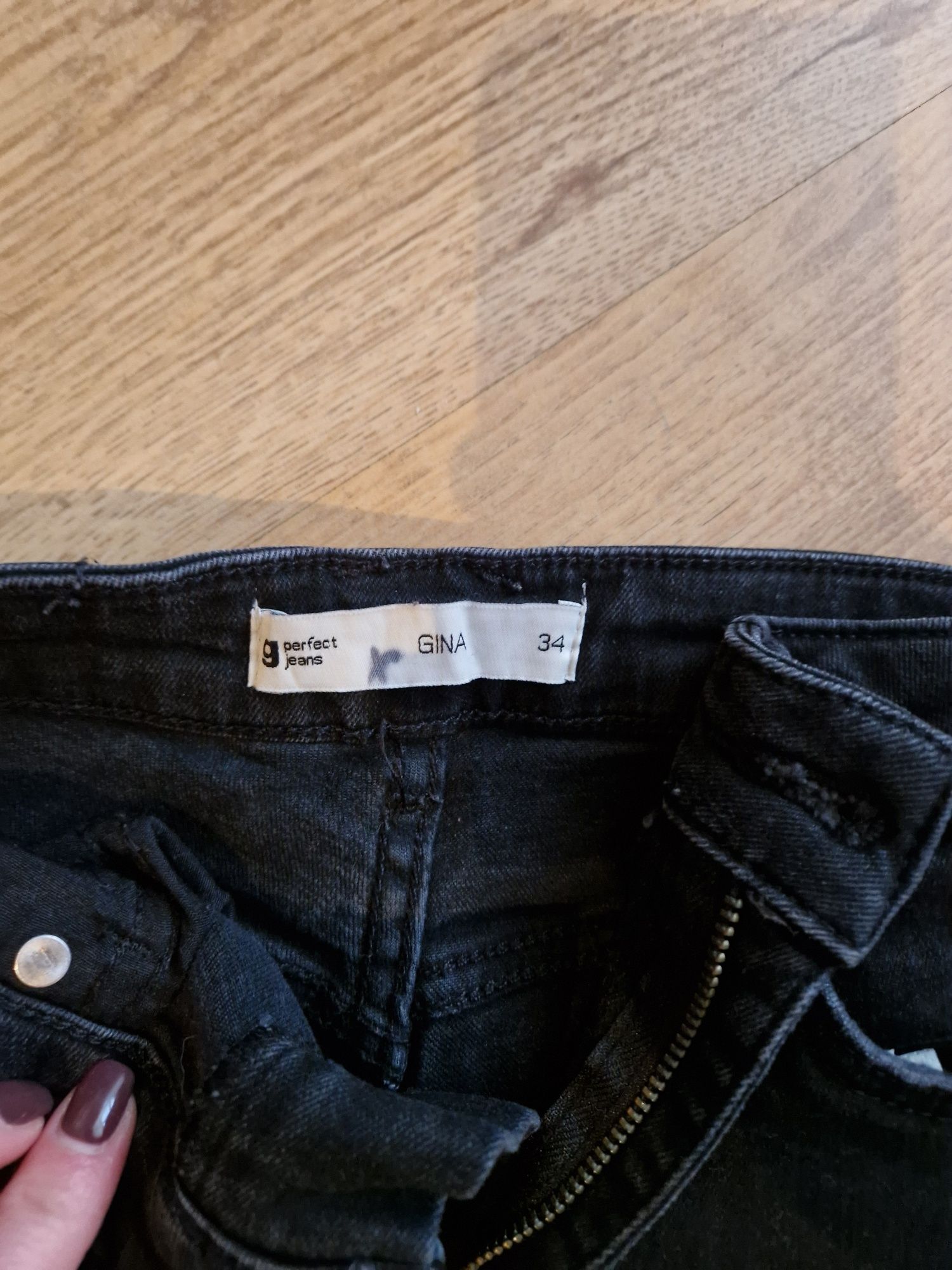 Jeansy rurki czarne XS