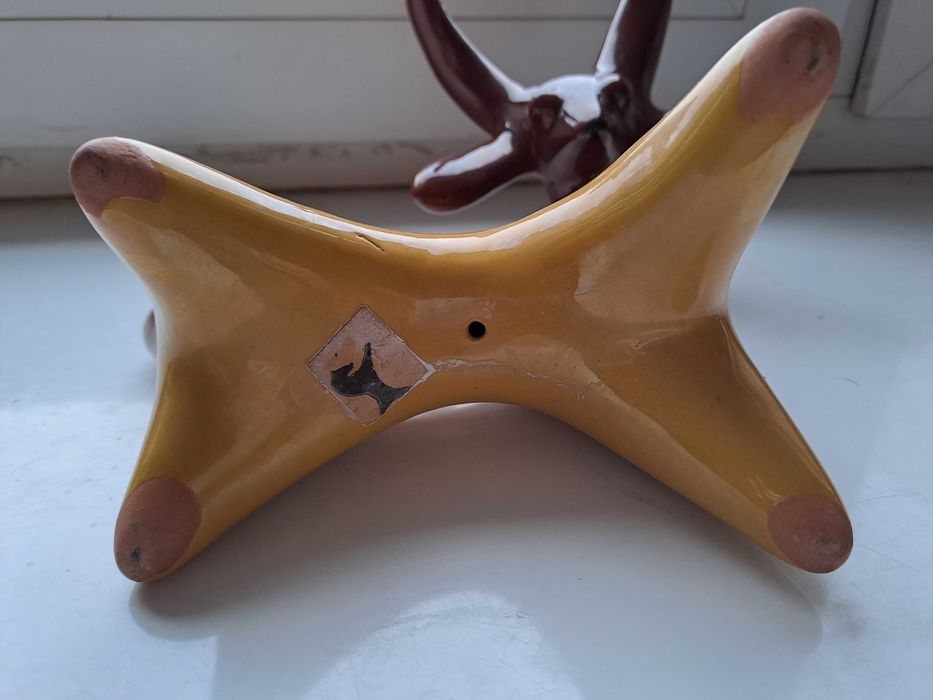 Статуэтка. Статуетка.Васильківська майоліка. Чудо звір. Коза.Козлик.