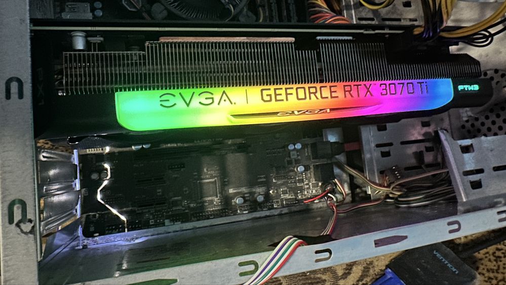Відеокарта EVGA GeForce RTX 3070 Ti FTW3 ULTRA GAMING