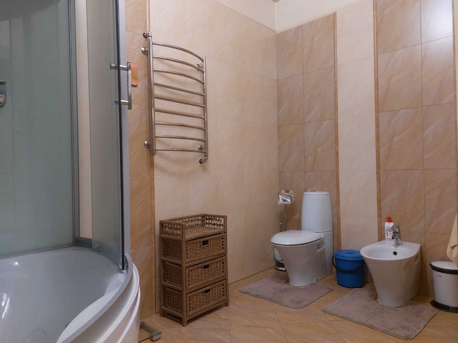 Оренда дворівневої 3к, Дмитрівська, 69,ЖК Златоустівський