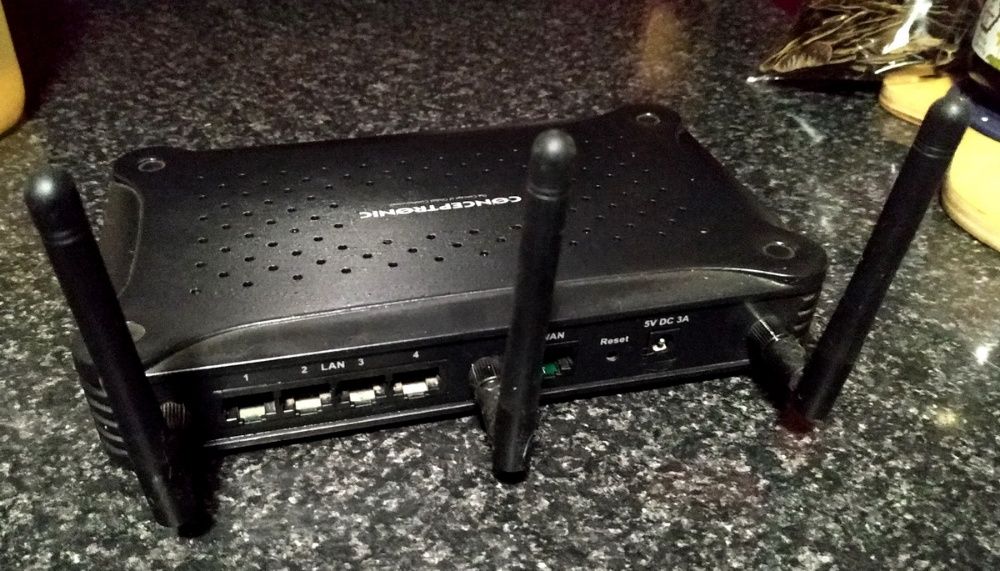 Router Conceptronic C300BRS4