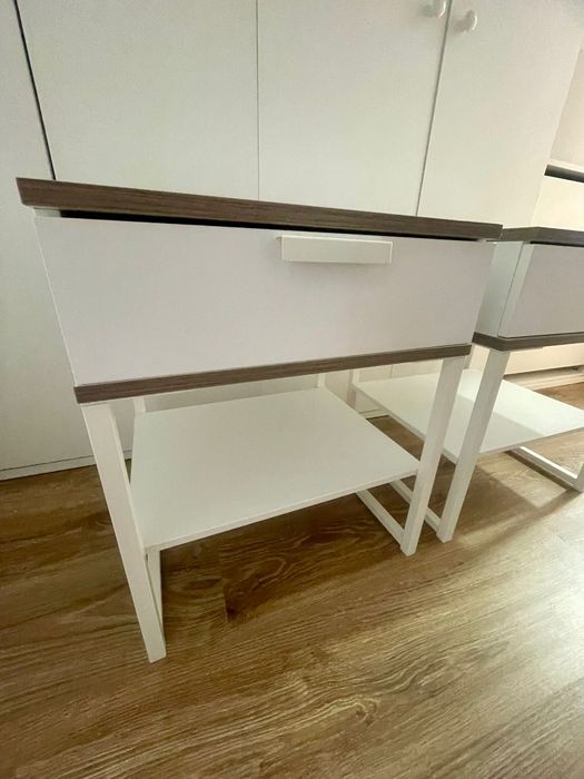 Mesas de cabeceira IKEA