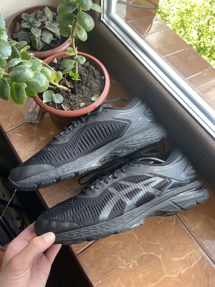 Кросівки Asics gel-kayano 25