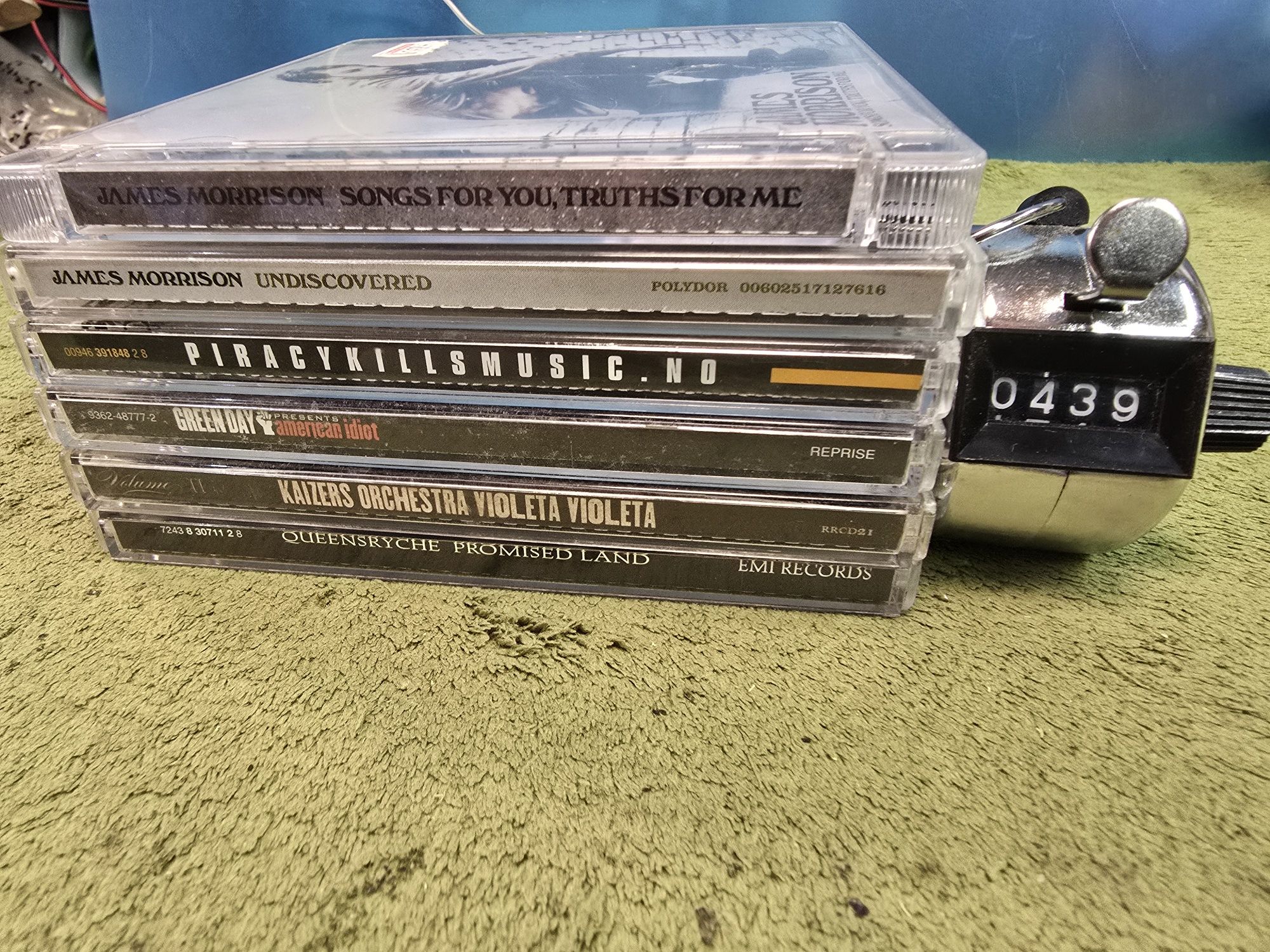 7 płyt CD różni wykonawcy.