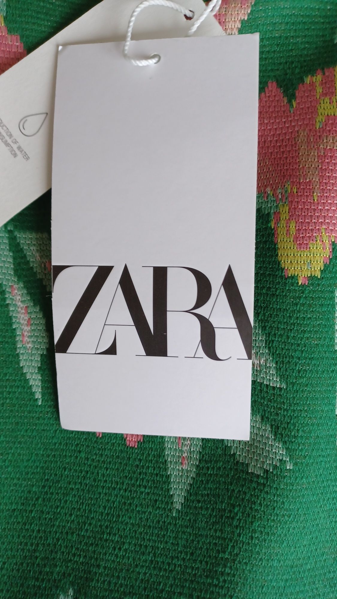 Vestido Zara estampado