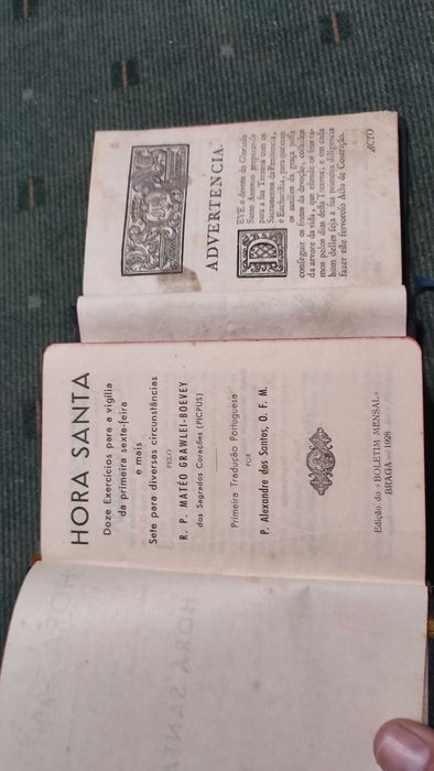 Lote 13 Livros religiosos antigos