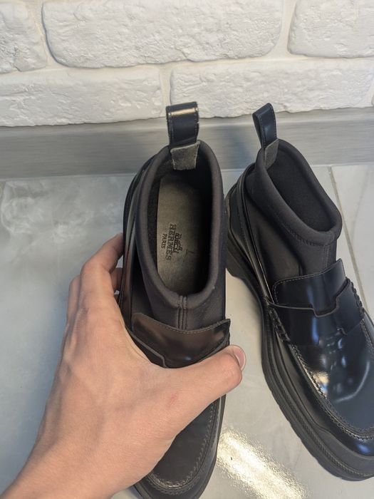 Шкіряні лофери черевики Hermes розмір 38.
Стан ідеальний слідів носки