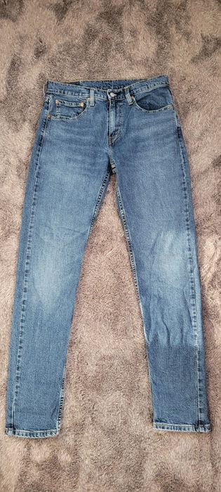 Spodnie Levis na wysoką 42