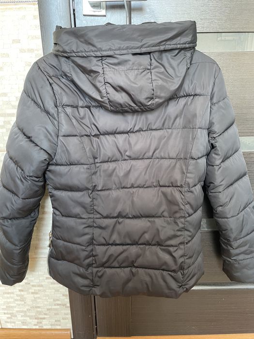 Куртка жіноча