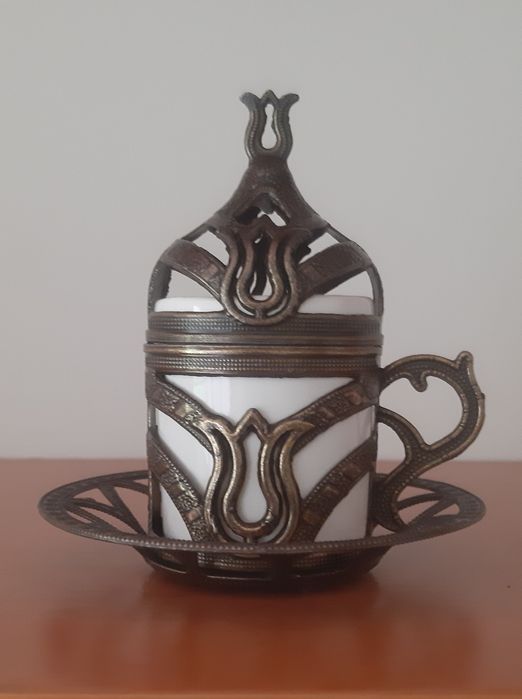 Conjunto chávenas  e pires de café turco