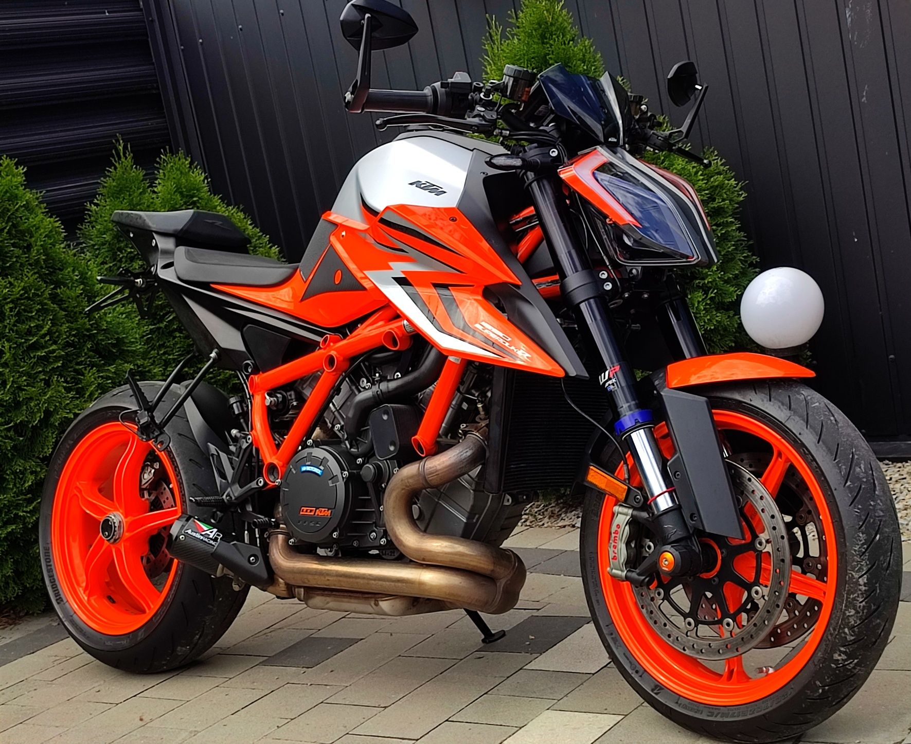 KTM SUPERDUKE R  1290 EVO , не Z900 ,z 1000,  не mt 09 ,mt 07, mt 10
