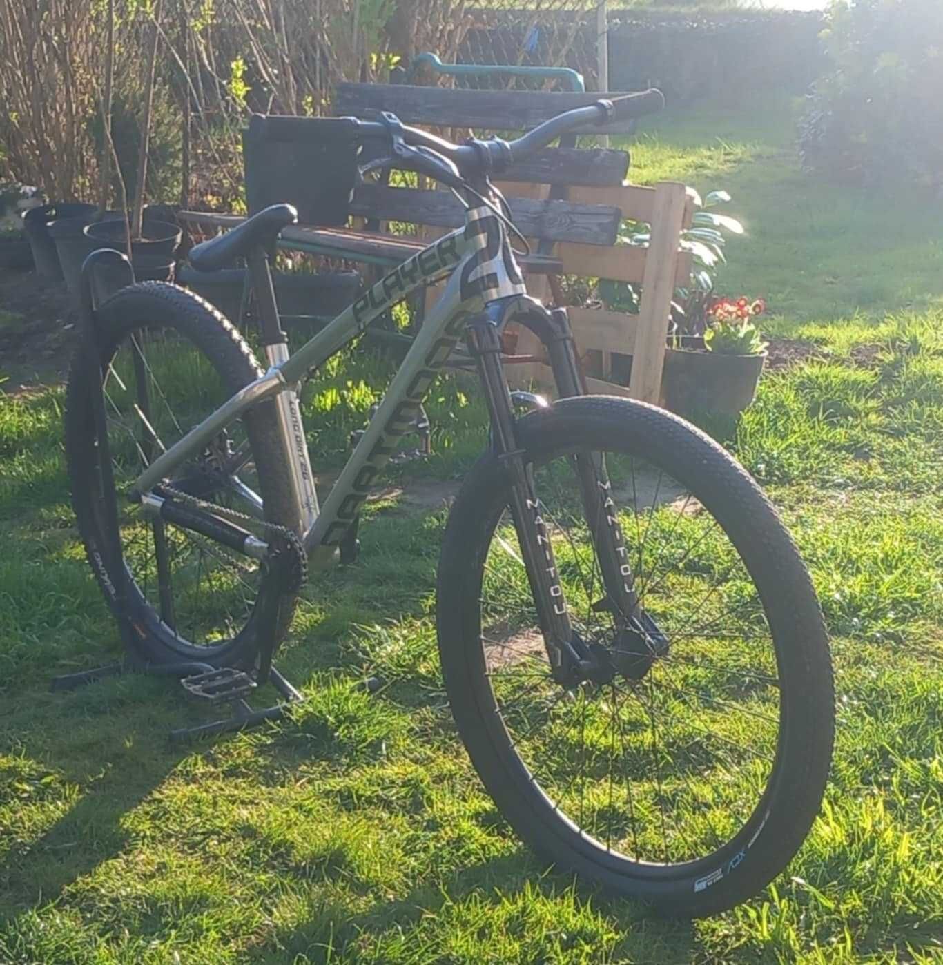 Dartmoor Two6Player Evo Dark Chrome 2024