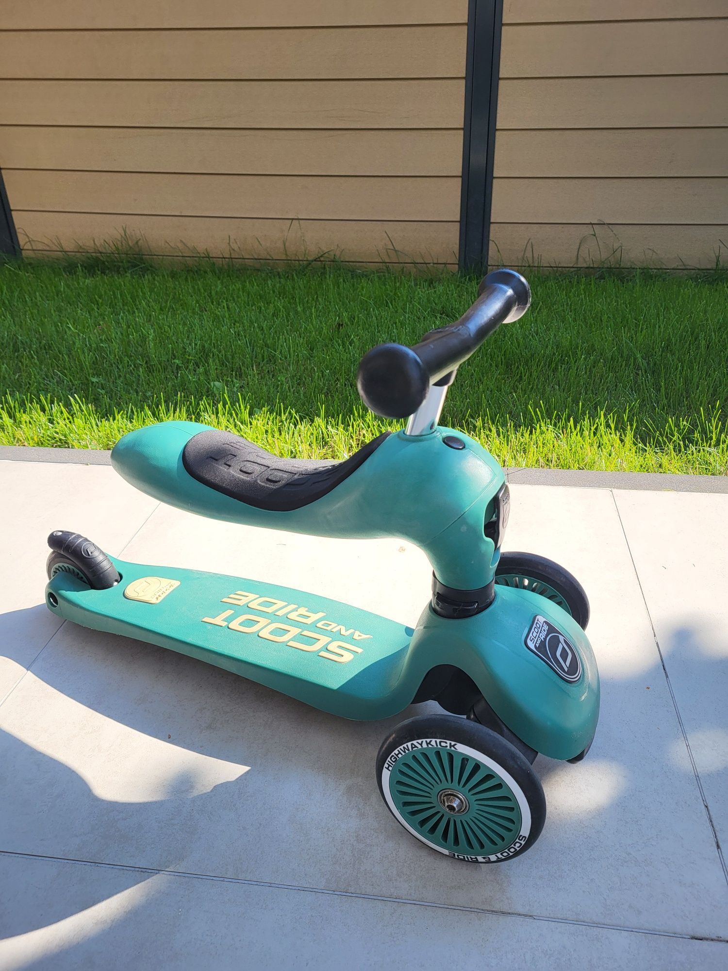 Sccot and ride zielony