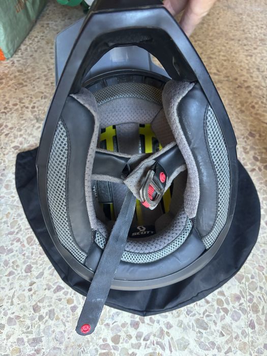 Capacete Scott L (59-60)