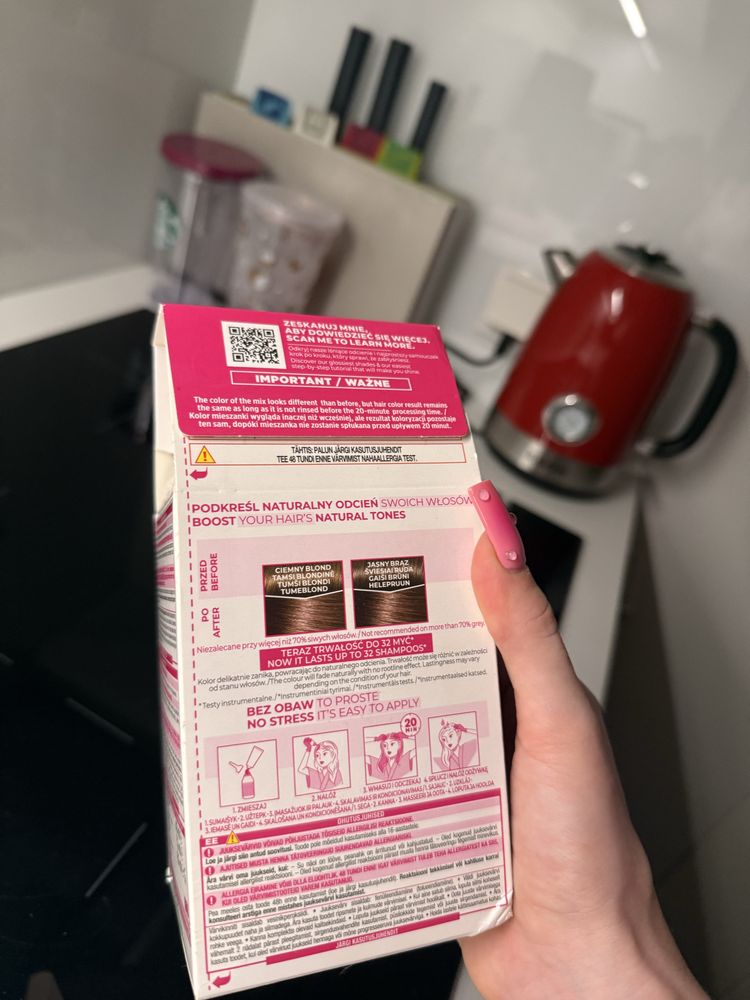 farba do włosów L'Oréal Paris Casting Crème Gloss w 600 Ciemny Blond