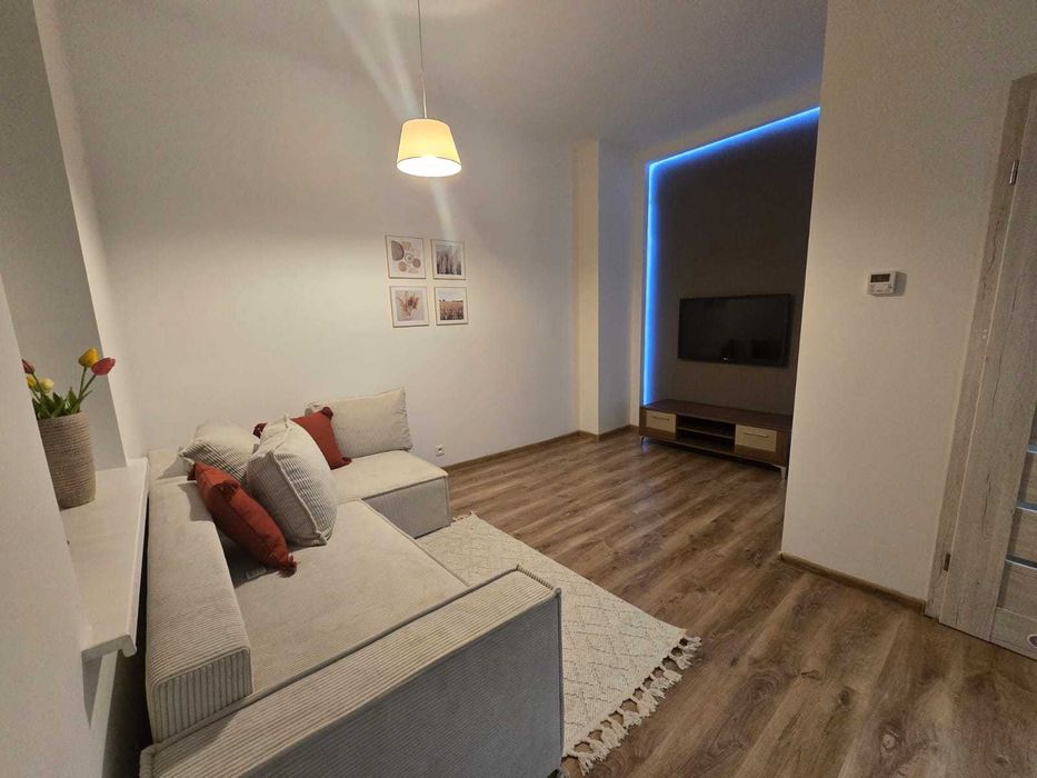 Wynajmę kawalerkę niedaleko multikina Rezerwacja