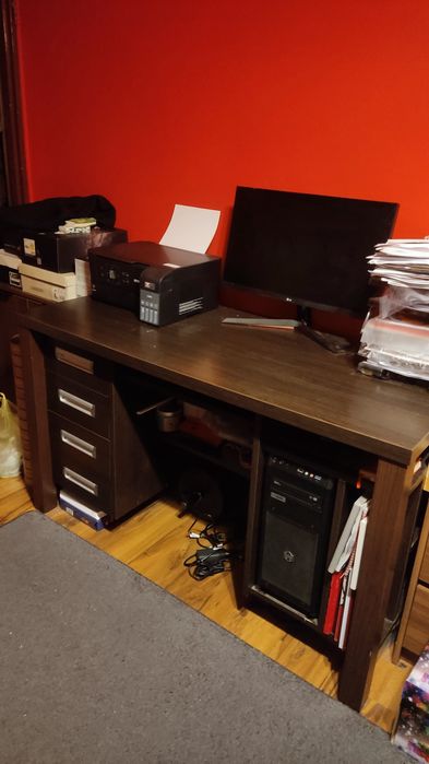 Sprzedam eleganckie biurko