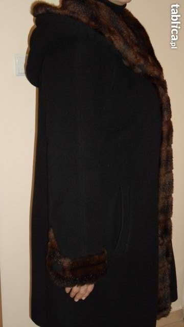 płaszczyk czarny zimowy