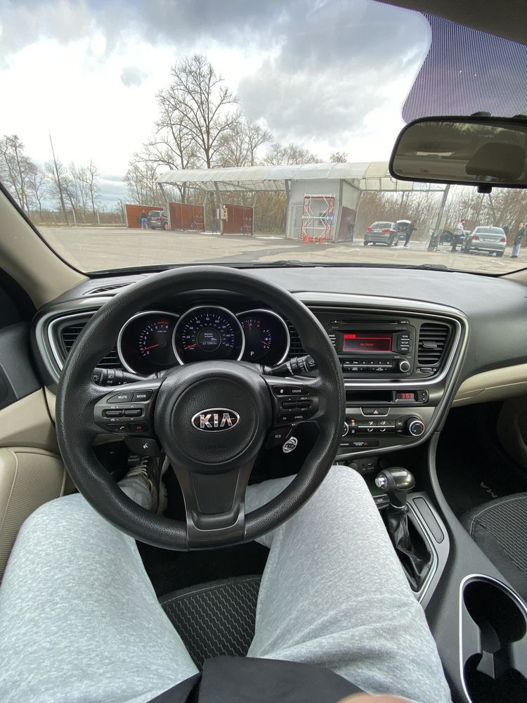 Продам KIA OPTIMA 2015