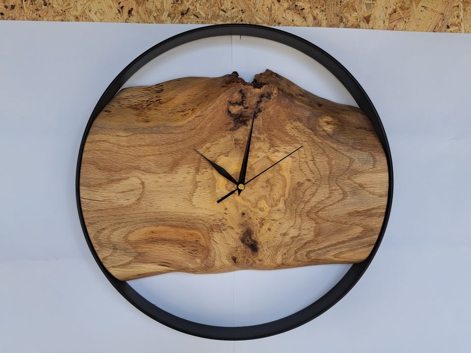 Zegar ścienny  drewno  / metal
