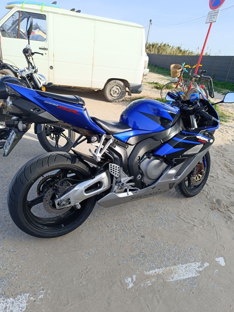 Honda cbr 1000rr 2005