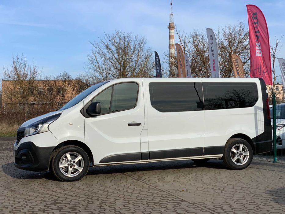 Renault Trafic 2019 9 місць