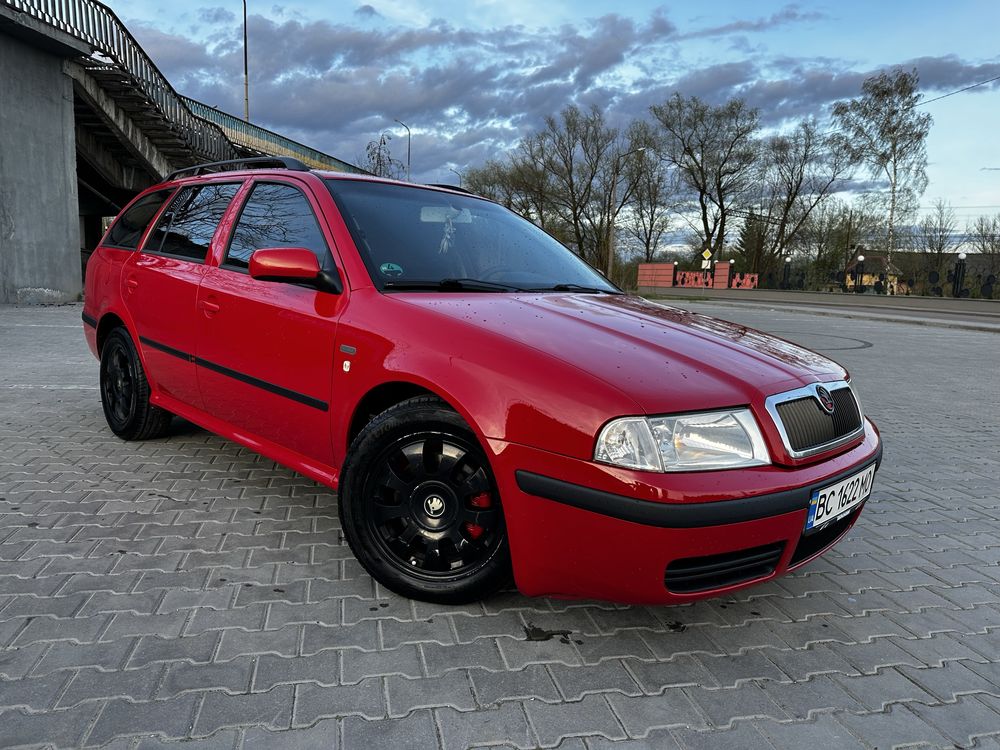 Продам skoda octavia tour 1.8 бензин