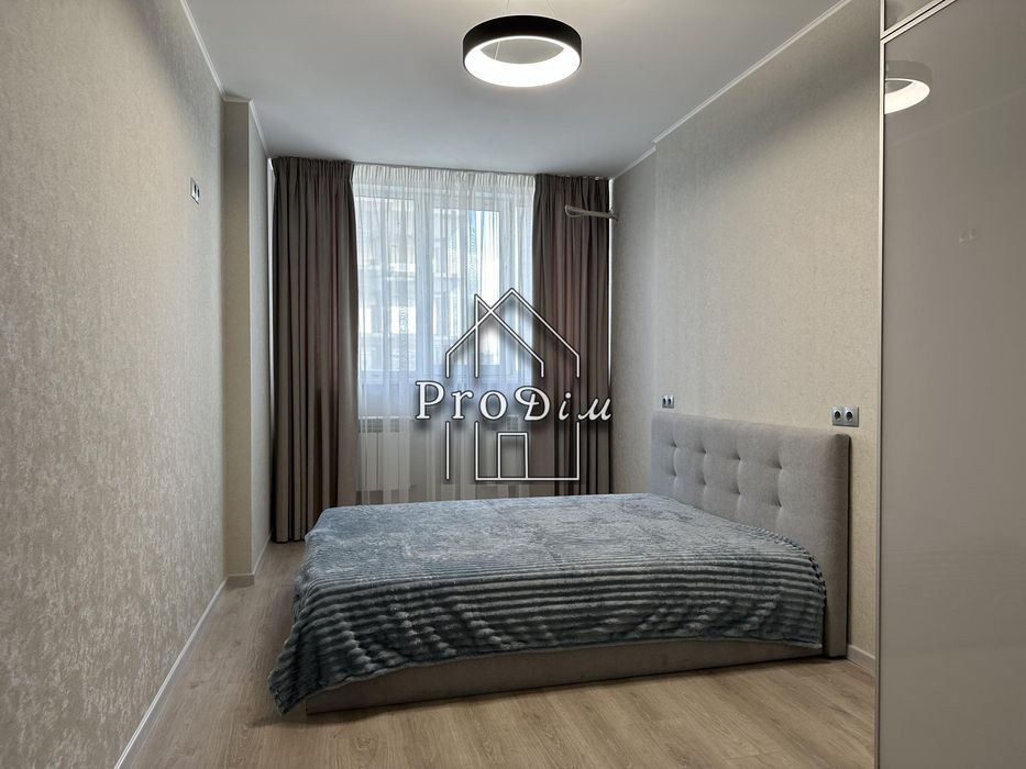 Продаж квартира 45 м2 Сім"ї Стешенків 9 Борщагівка Київ ІНВЕСТИЦІЯ