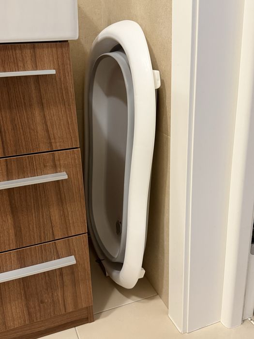 Дитяча ванночка складна на підставці