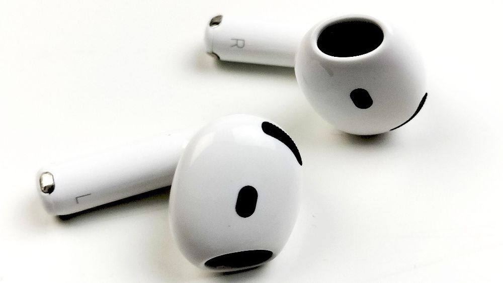 Słuchawki Apple AirPods gen 4 ANC | Gwarancja marzec 2026 | Nówki!