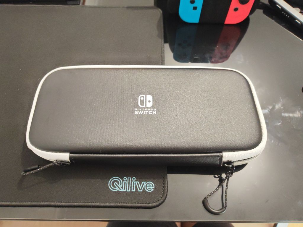 Nintendo Switch 1, com acessorios