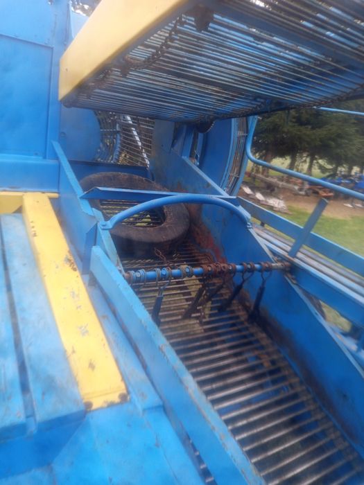 Kombajn do zbioru upraw korzennych