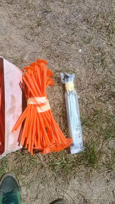 kołki do styropianu 40 cm - 140 sztuk