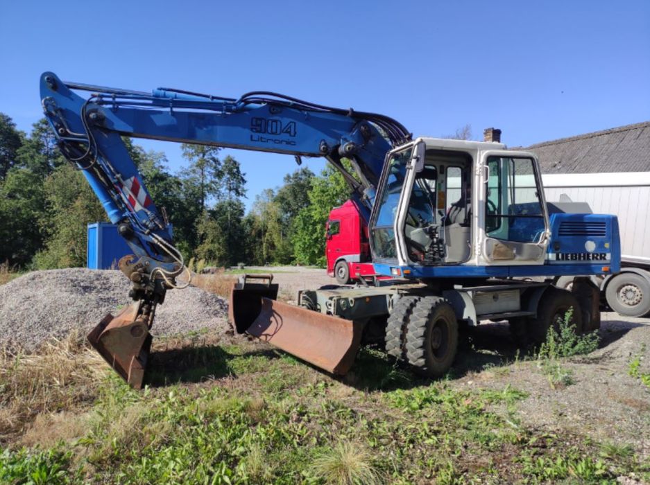 Koparka Liebherr A904 Litronic 2002r.