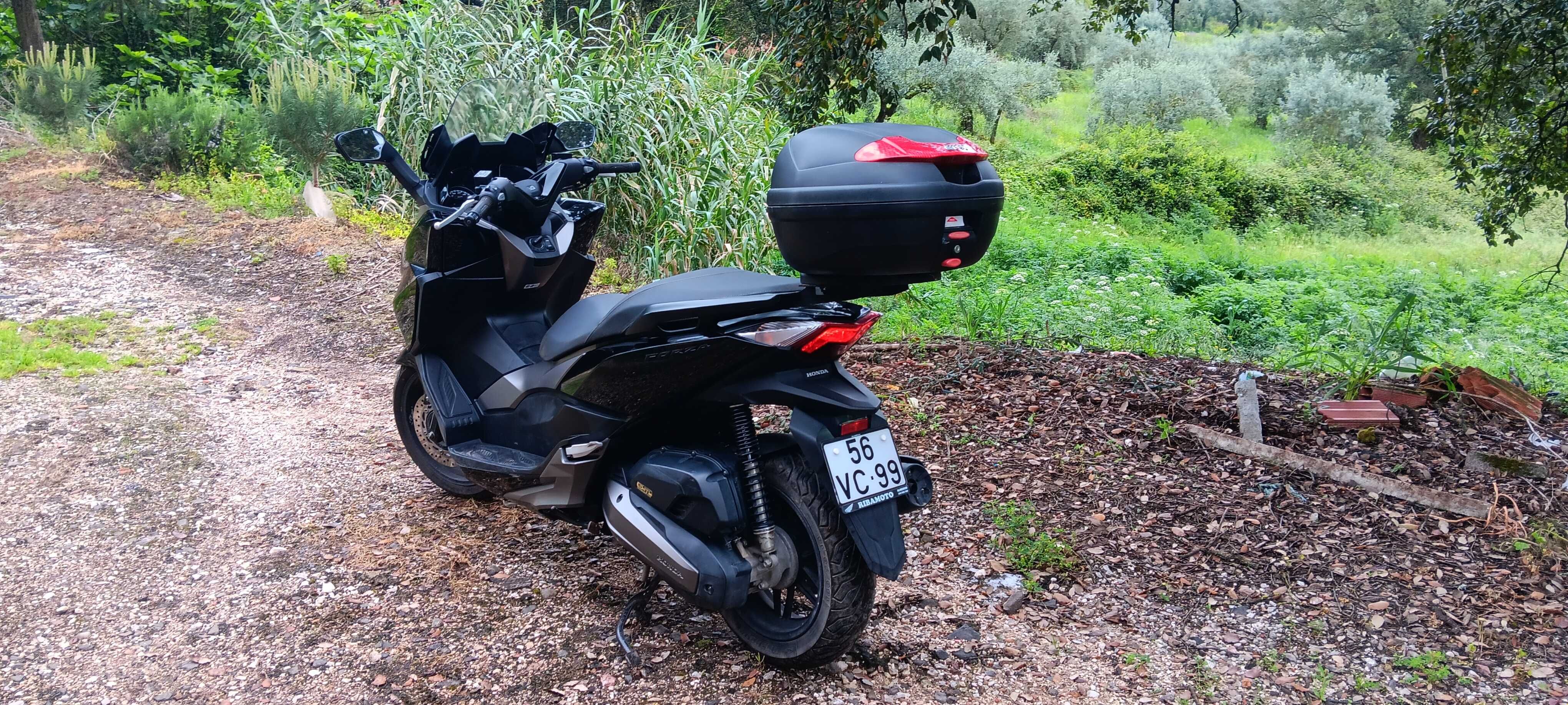 Honda Forza 125cc 2018 *Só 4.673kms*