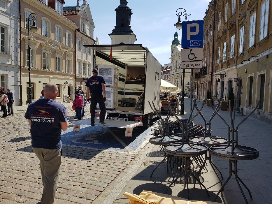 Przeprowadzki 24h/7,transport mebli,magazynowanie auta z windą tanio