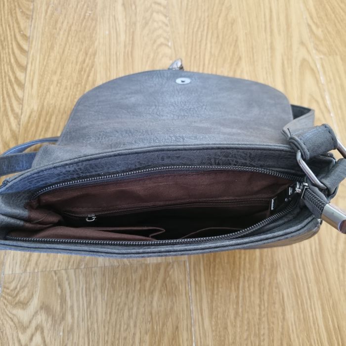 Torebka damska listonoszka