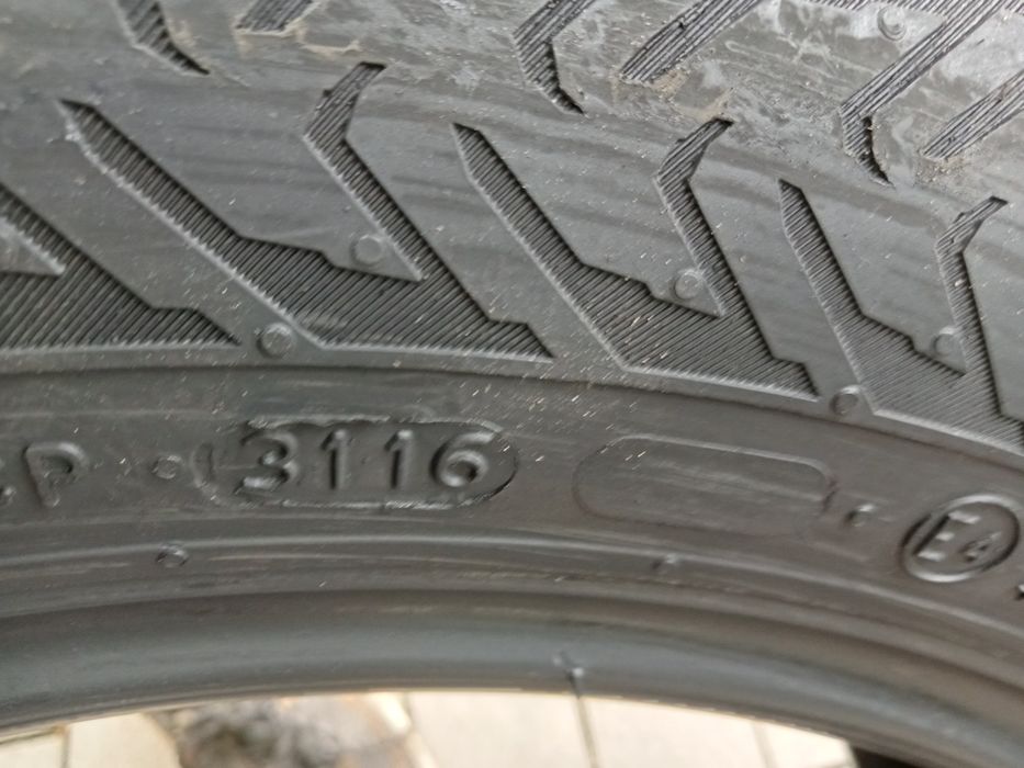 4x Opony Używane 205/55R16 Zimowe Nokian z kolcami