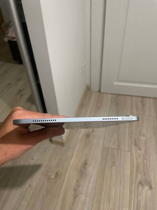 Apple iPad Air 11  M2 2024 128 gb