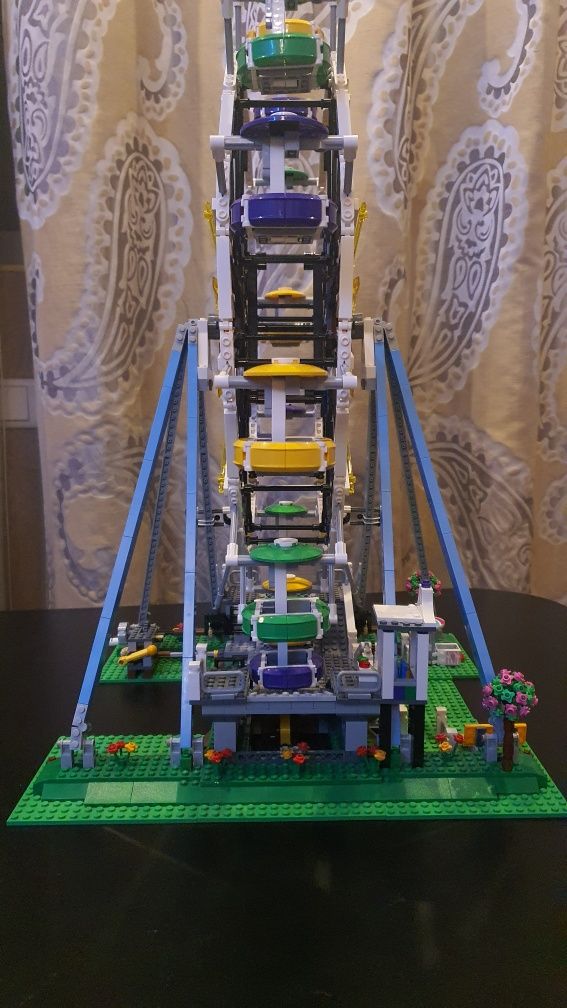 Lego Creator Expert 10247 Ferris Wheel (Колесо обозрения)