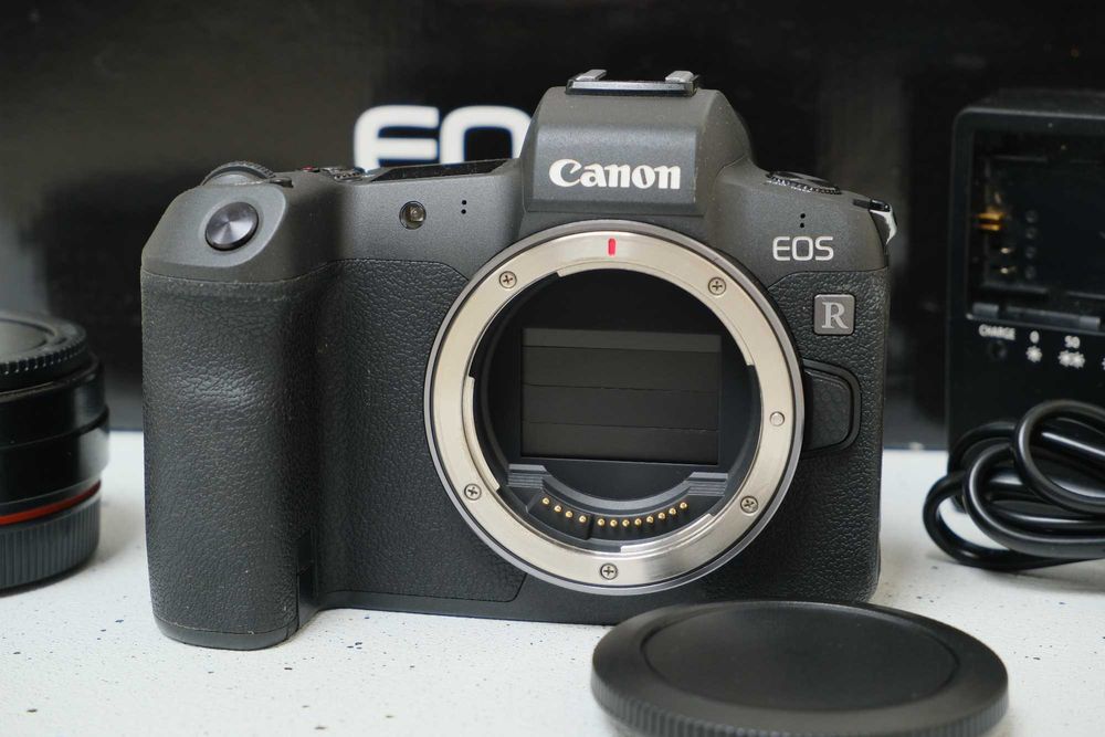 Canon EOS R Body