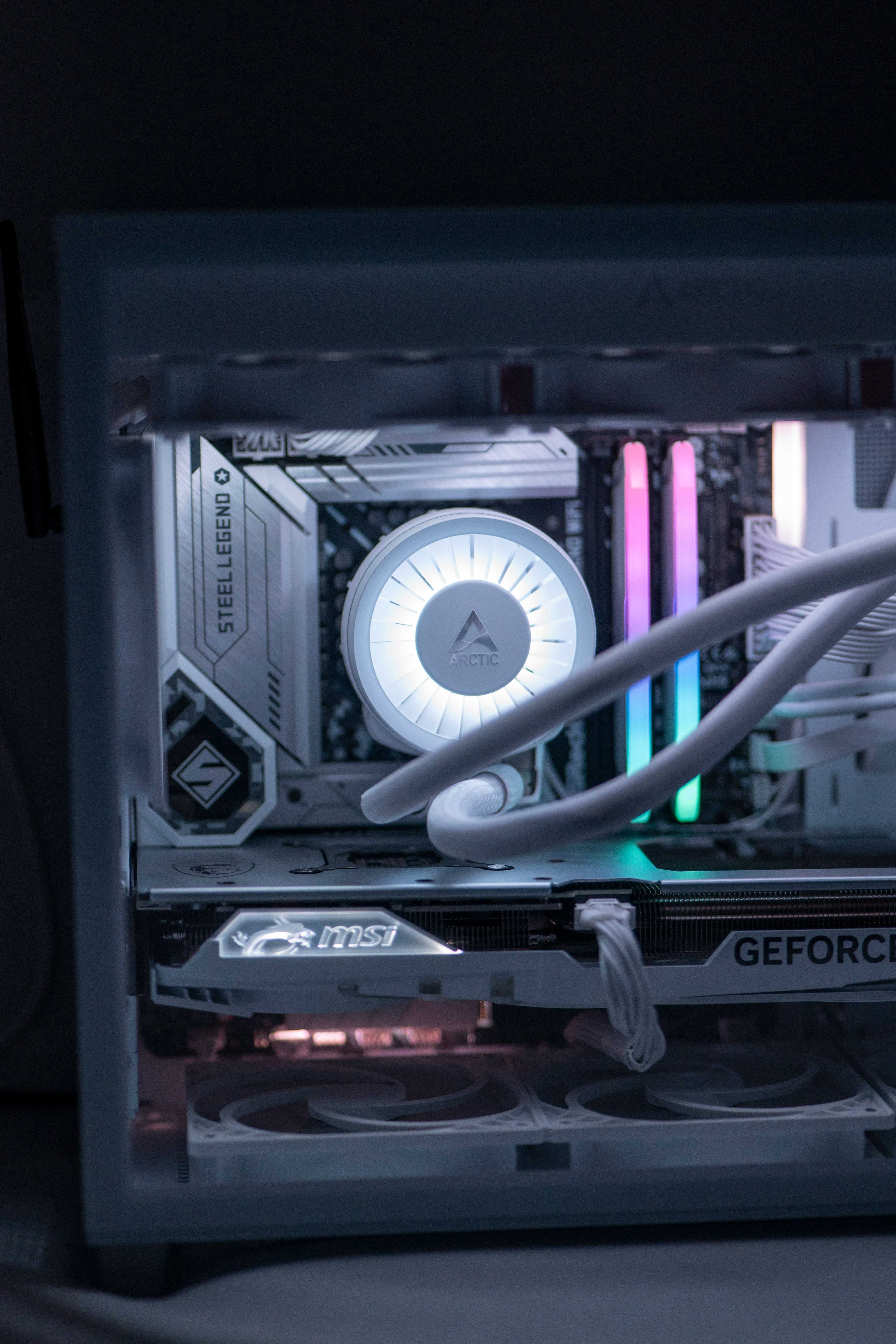 Komputer stacjonarny (Snowflake) |14600k|4070S|32GB|nvme 1+2TB|