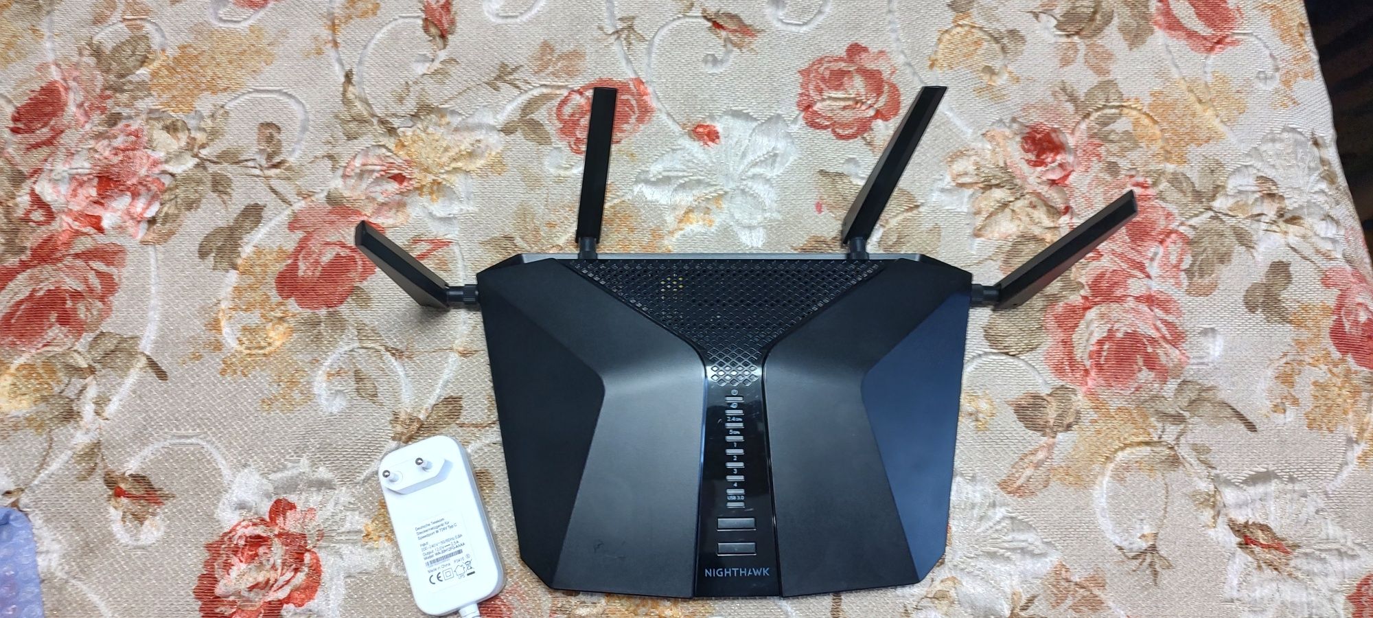 Wi-Fi Роутер NETGEAR Nighthawk AX6 (RAX50), AX5400 WiFi 6, 4xGE LAN