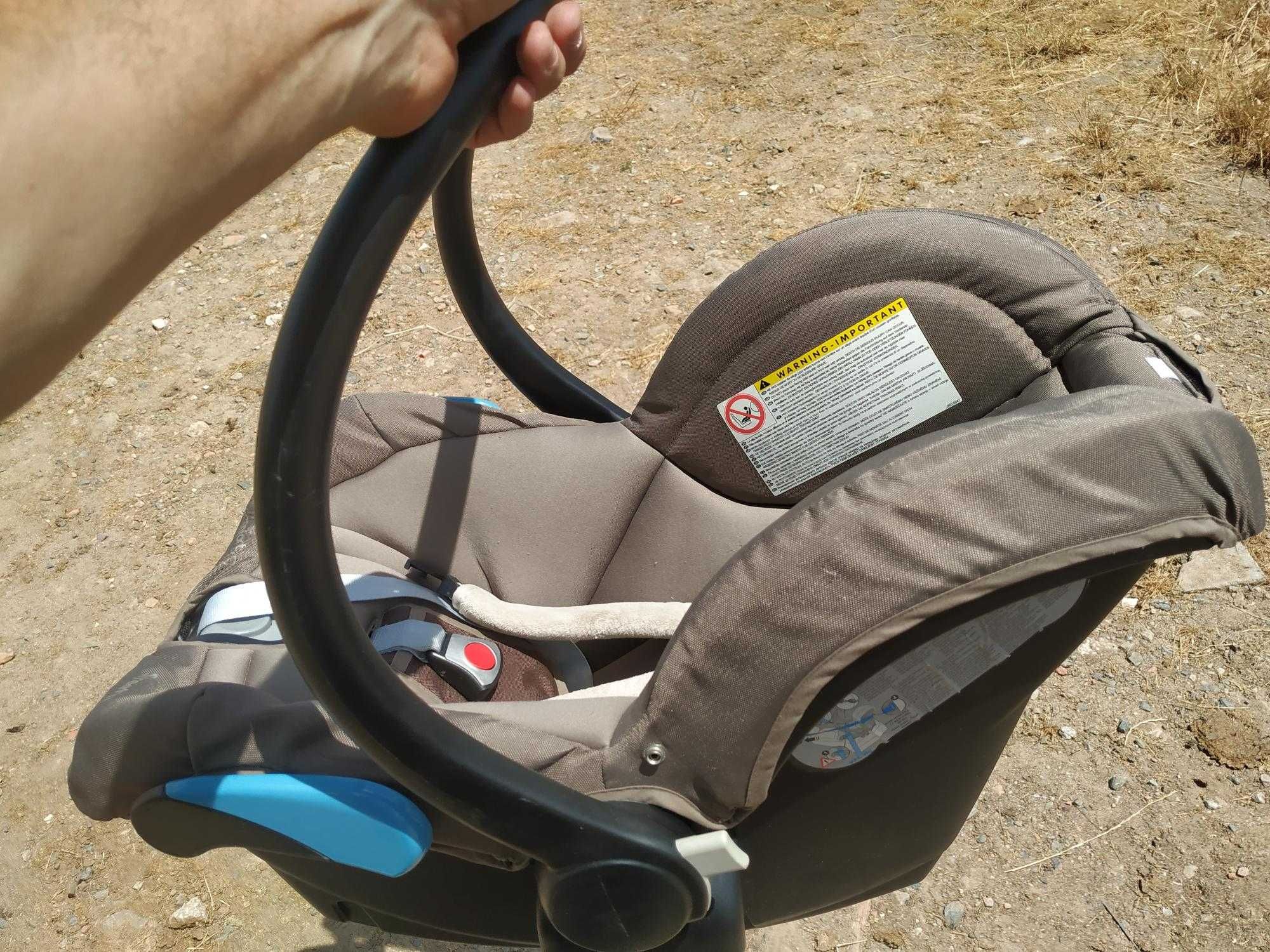 cadeira de bebé auto e para carrinho